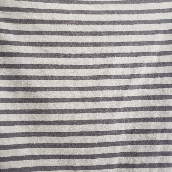 💕 Circo Boys Tee Size 5T Stripe with motorcycle - Picture 3 of 6